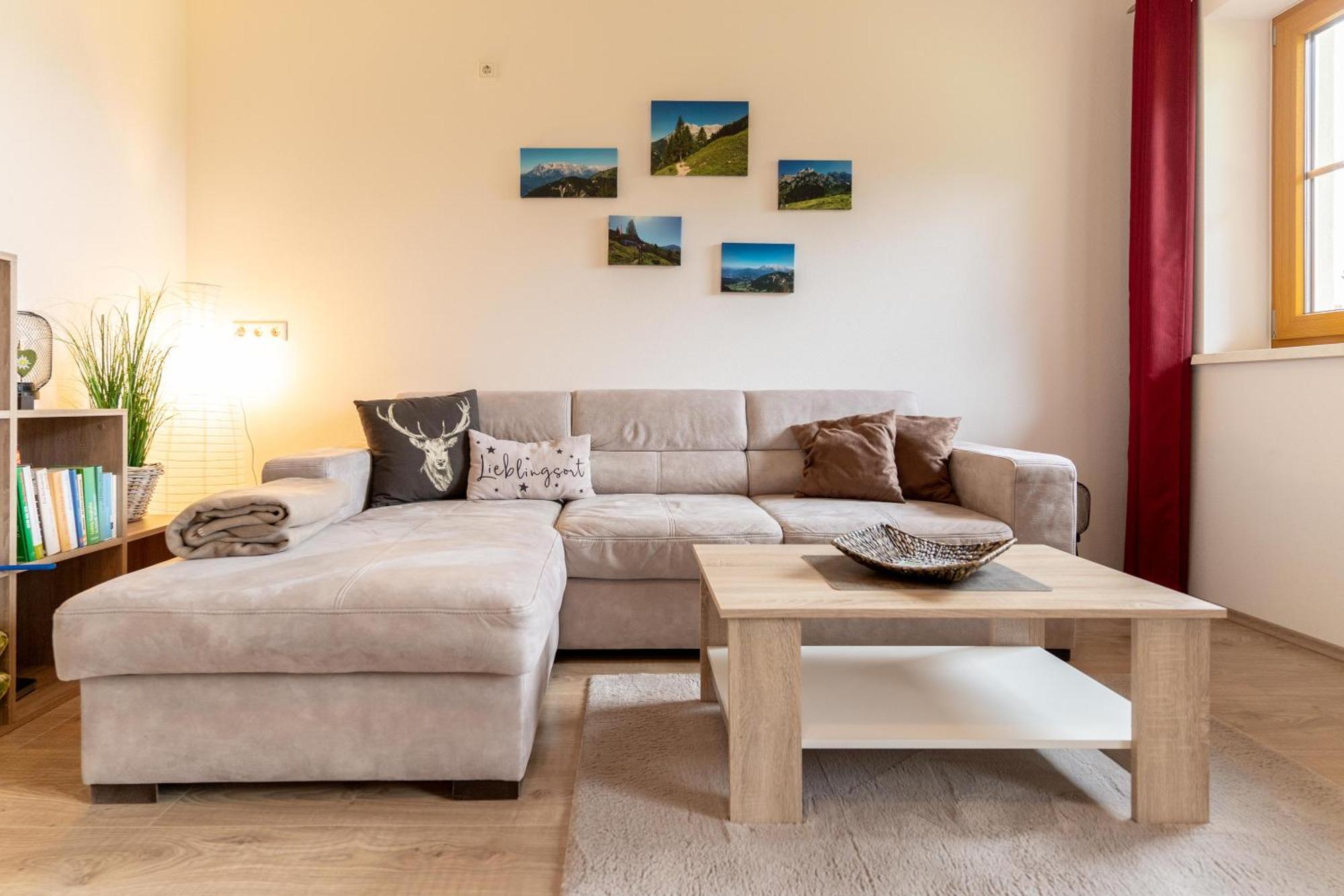 Alpen Appartements Oberlehengut 웨르펜웽 외부 사진