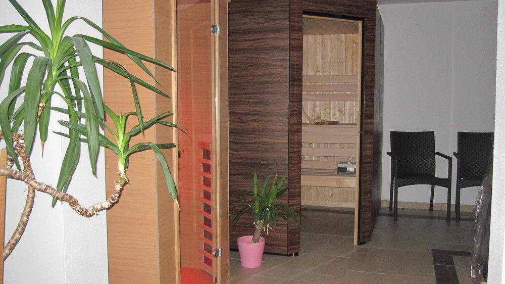 Alpen Appartements Oberlehengut 웨르펜웽 외부 사진